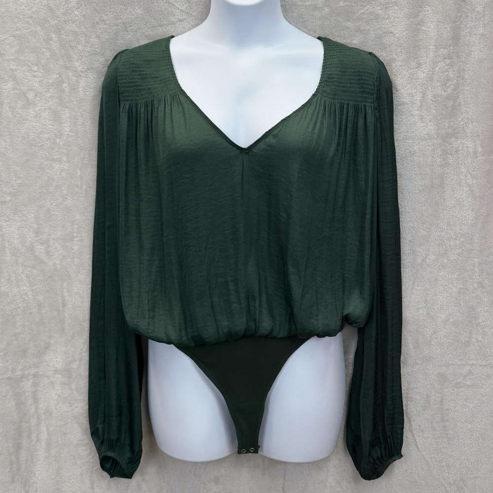 Free‎ People Intimately Blouse Womens L Green V-Neck Smokin N Rockin Bodysuit